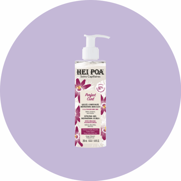 GELÉE COIFFANTE DÉFINITION BOUCLES